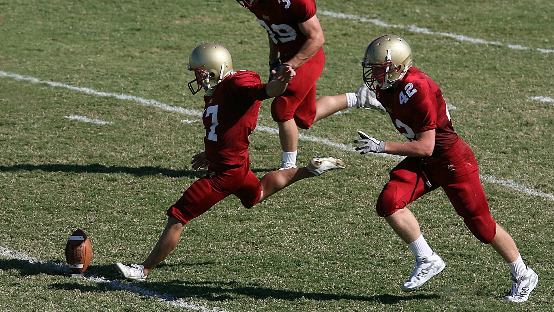 “足球+智慧场馆”在全国多地铺开，行业基础设施不断升级，智慧城足球场